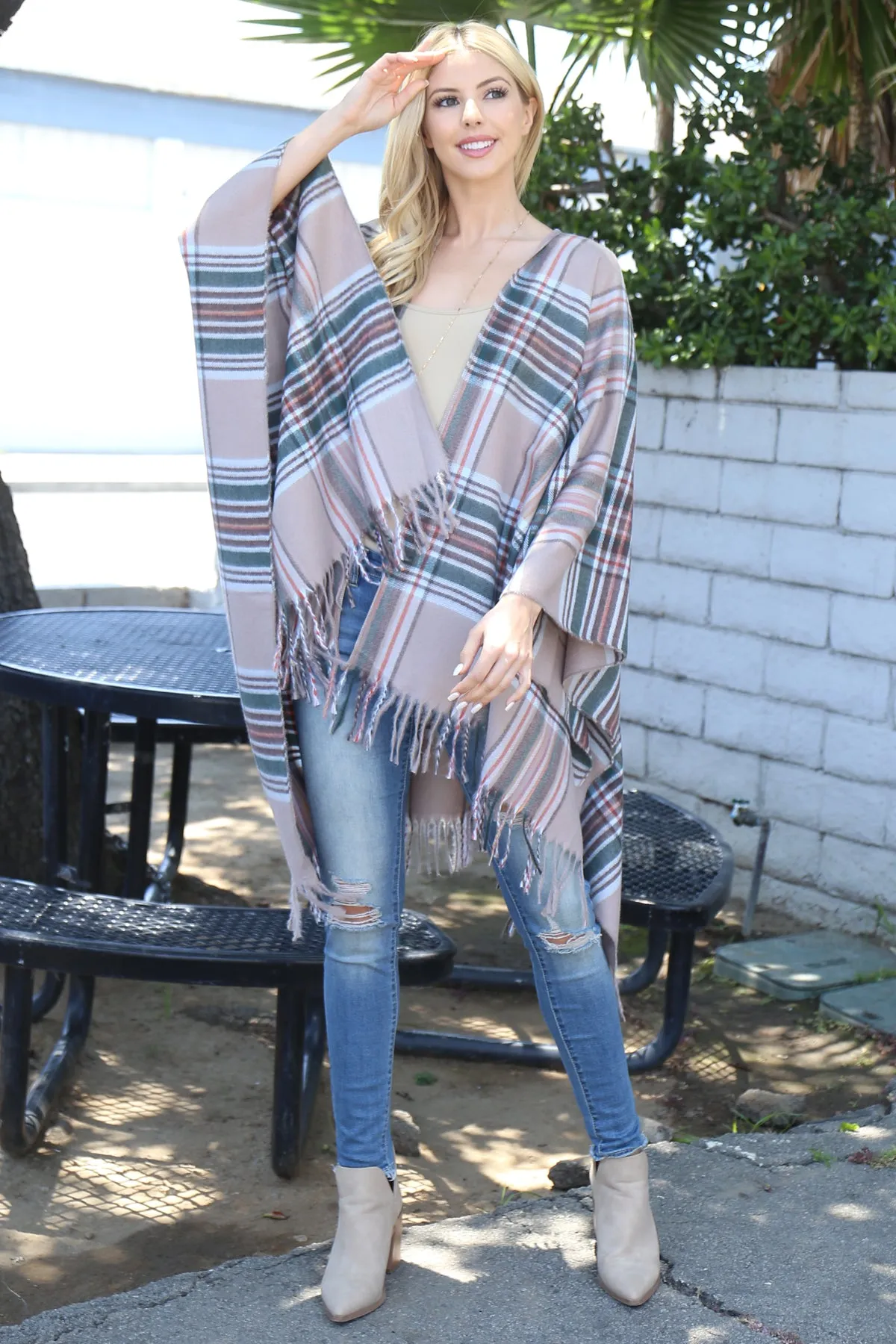 PLAID KNIT FRINGE OPEN FRONT KIMONO