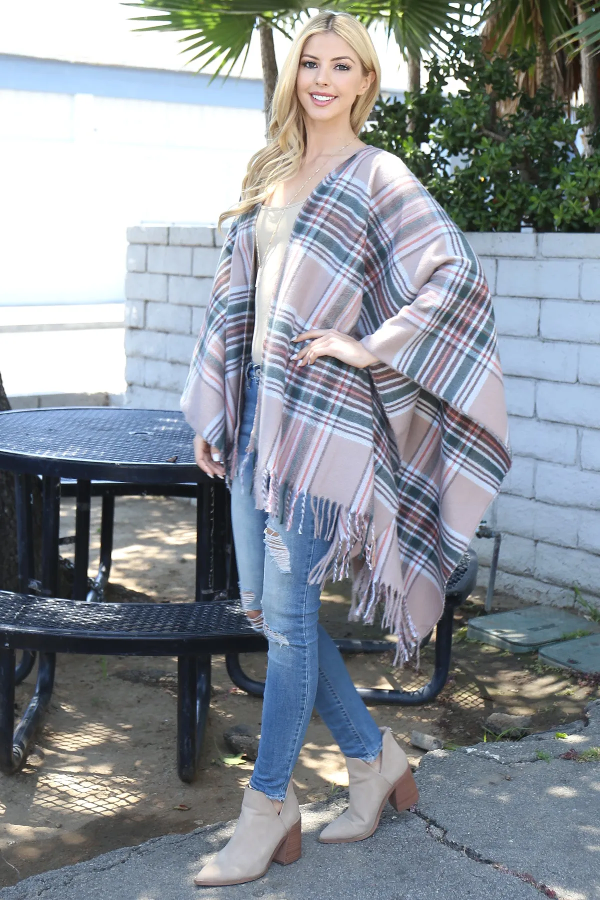 PLAID KNIT FRINGE OPEN FRONT KIMONO
