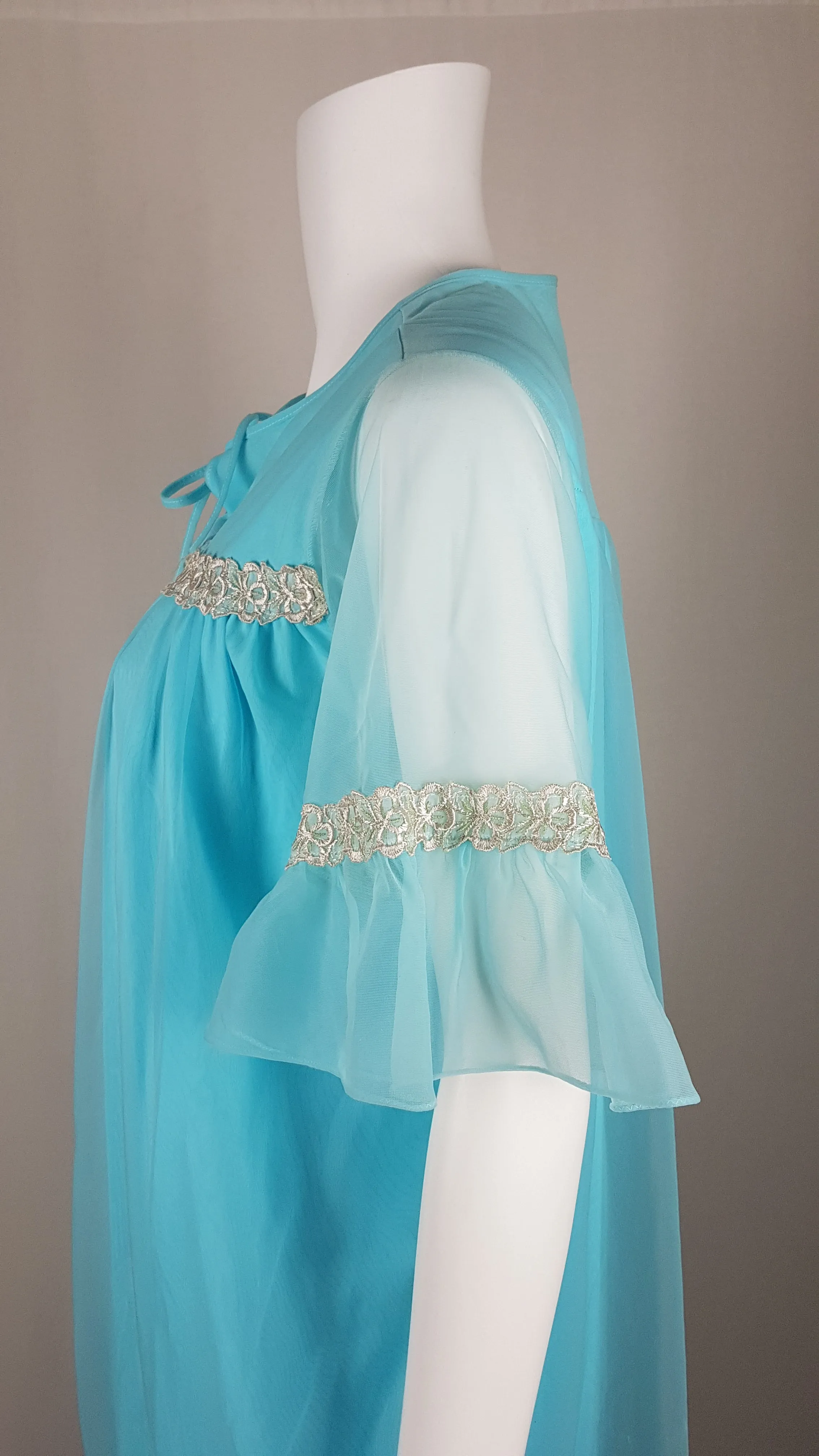 Vintage 60's Azure Blue Peignoir Slip & Robe Lingerie Set